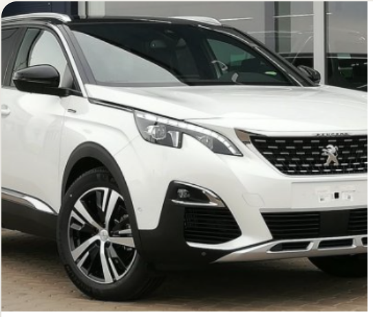Peugeot 5008 blanche TOUBEISSY VTC